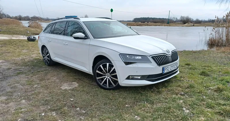 skoda Skoda Superb cena 65500 przebieg: 205200, rok produkcji 2016 z Słupca